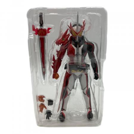 S.H.Figuartsセイバー ブレイブドラゴンllic Color 魂ストア限定商品「S.H.Figuarts 仮面ライダーセイバー ブレイブ