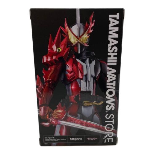 S.H.Figuarts (エスエイチフィギュアーツ) 仮面ライダーセイバー ブレイブドラゴン Metallic Color Edition フィギュア