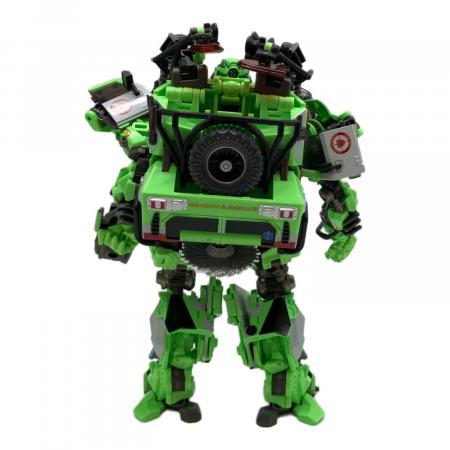 トランスフォーマー MPM-11 ラチェット　ダークサイドムーン Ver. MPM-11D ラチェット ダークサイド・ムーンVer.｜トランスフォーマー