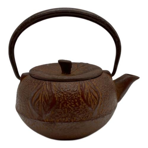 南部鉄器 (ナンブテッキ) 鉄瓶