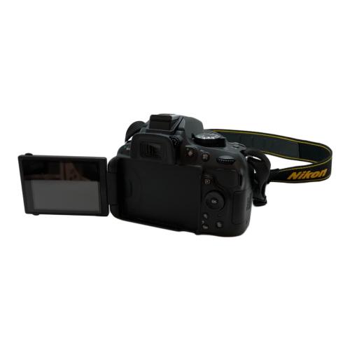Nikon (ニコン) 一眼レフカメラ D5200