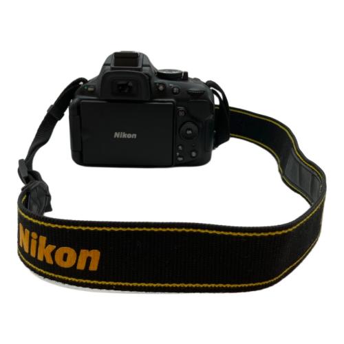 Nikon (ニコン) 一眼レフカメラ D5200