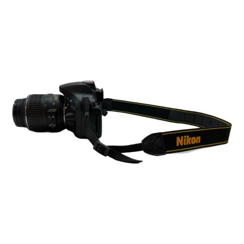 Nikon (ニコン) 一眼レフカメラ D5200