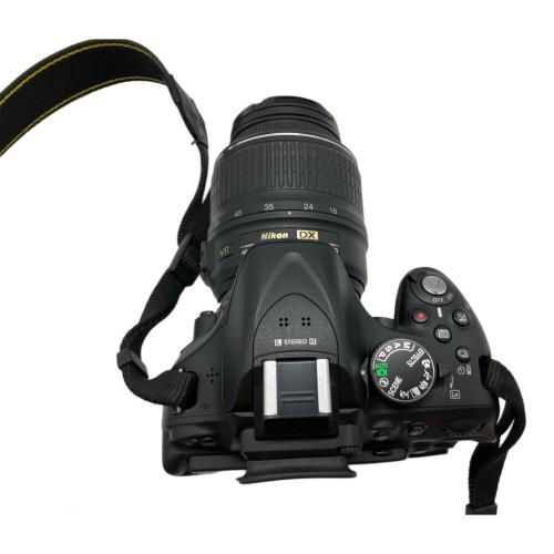 Nikon (ニコン) 一眼レフカメラ D5200