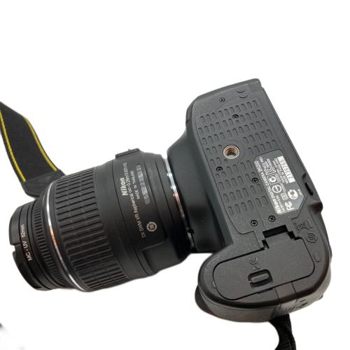 Nikon (ニコン) 一眼レフカメラ D5200