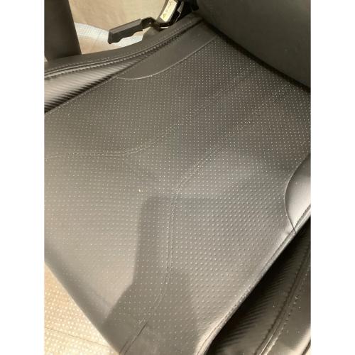 ゲーミングチェア ブラック