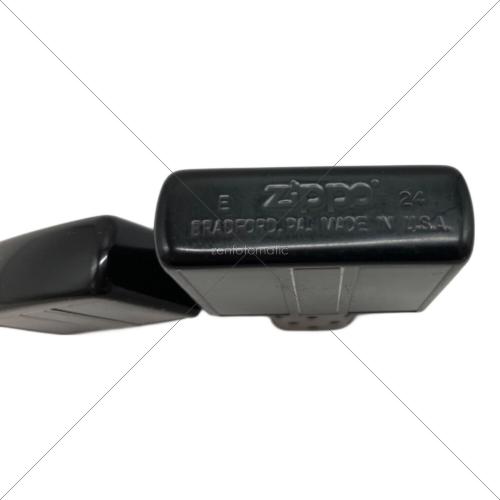 ZIPPO (ジッポ) オイルライター 2024年製 ロゴ&炎