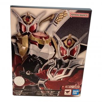 仮面ライダーウィザード (カメンライダーウィザード) 仮面ライダーウィザード フレイムドラゴン/オールドラゴン フィギュア S.H.Figuarts(真骨彫製法)