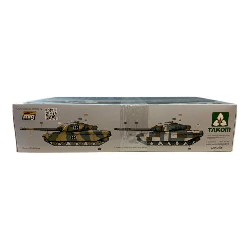 takom (タコム) 1/35 イギリス主力戦車 チーフテン Mk.10 プラモデル