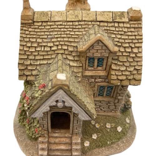 Lilliput Lane (リリパットレーン) ミニチュアハウス置物(中)