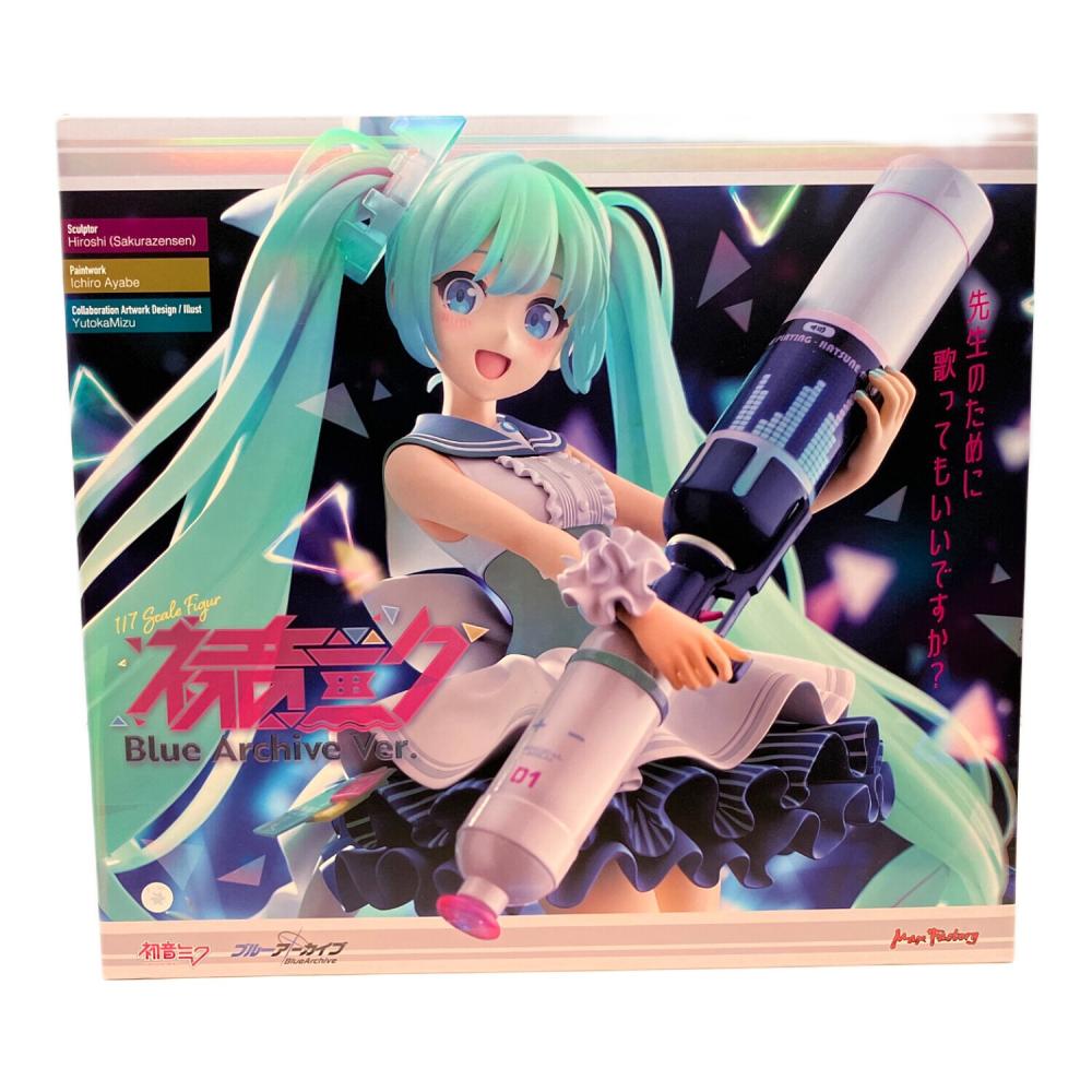 初音ミク (ハツネミク) 1/7スケールフィギュア @ Blue Archive Ver