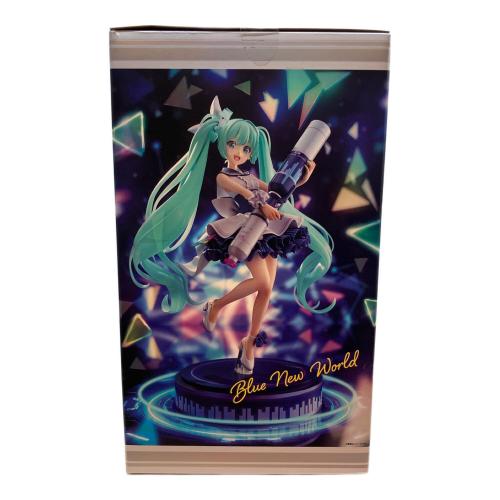 初音ミク (ハツネミク) 1/7スケールフィギュア @ Blue Archive Ver.