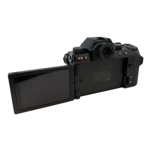 FUJIFILM (フジフィルム) ミラーレス一眼カメラ X-S10｜トレファクONLINE