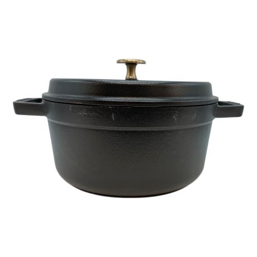 Staub (ストウブ) 両手鍋 SIZE 22cm ブラック LA COCOTTE