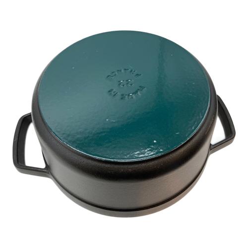 Staub (ストウブ) 両手鍋 SIZE 22cm ブラック LA COCOTTE
