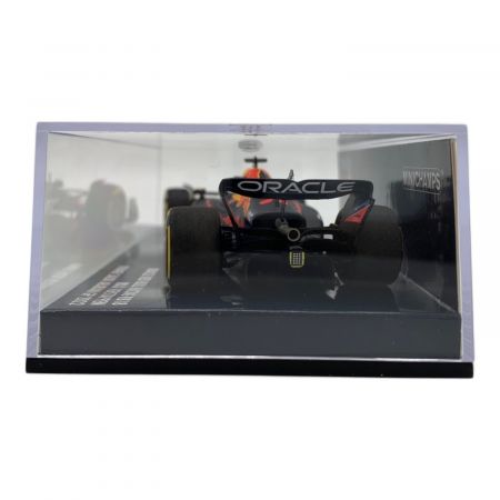 ORACLE (オラクル) ミニカー @ ミニチャンプス 1/43 レッドブル RB18