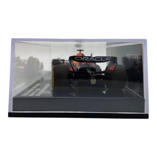 ORACLE (オラクル) ミニカー @ ミニチャンプス 1/43 レッドブル RB18 No.1 2022 オラクル F1 サウジアラビアGP ウィナー M.フェルスタッペン 完成品