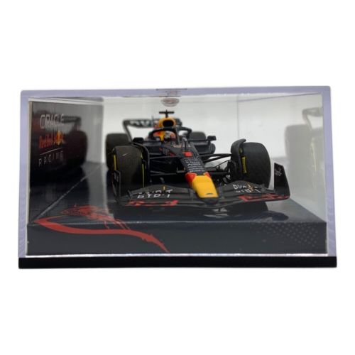 ORACLE (オラクル) ミニカー @ ミニチャンプス 1/43 レッドブル RB18 No.1 2022 オラクル F1 サウジアラビアGP ウィナー M.フェルスタッペン 完成品