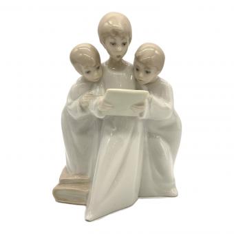 フィギュリン 歌う3人 スペイン製 ◆ヨゴレ有