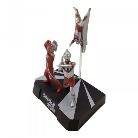 ウルトラ怪獣戯画 ウルトラの星 光る時 フィギュア｜トレファクONLINE
