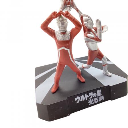 ウルトラ怪獣戯画 ウルトラの星 光る時 フィギュア｜トレファクONLINE
