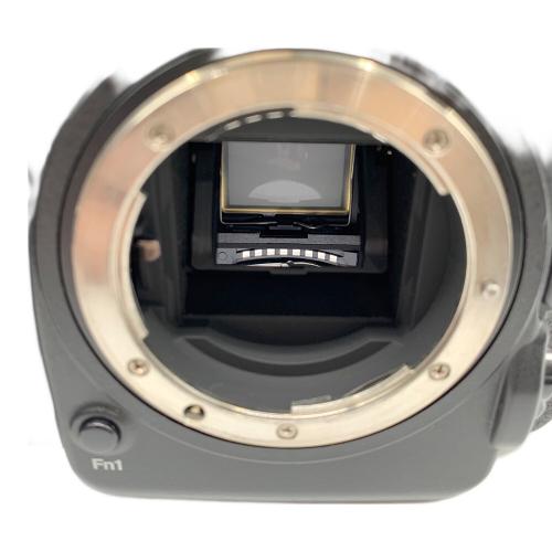 Nikon (ニコン) デジタル一眼レフカメラ D500
