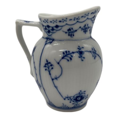 ROYAL COPENHAGEN (ロイヤル・コペンハーゲン) クリーマー ブルーフルーテッド・ハーフレース
