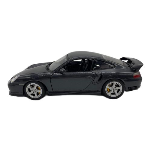 AUTOart (オートアート) 1/18 ポルシェ911 GT2 モデルカー