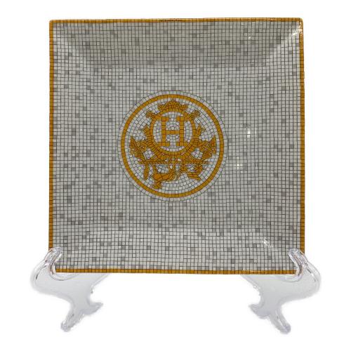 HERMES (エルメス) スクエアプレート プチカレ No3 〈モザイク 24〉ゴールド