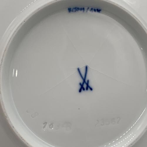 Meissen (マイセン) カップ&ソーサー 双剣マーク ソーサー裏面ヒビ有