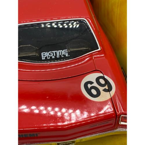 ミニカー 1969 PLYMOUTH ROAD RUNNNER DUB CITY BIGTIME 1/24