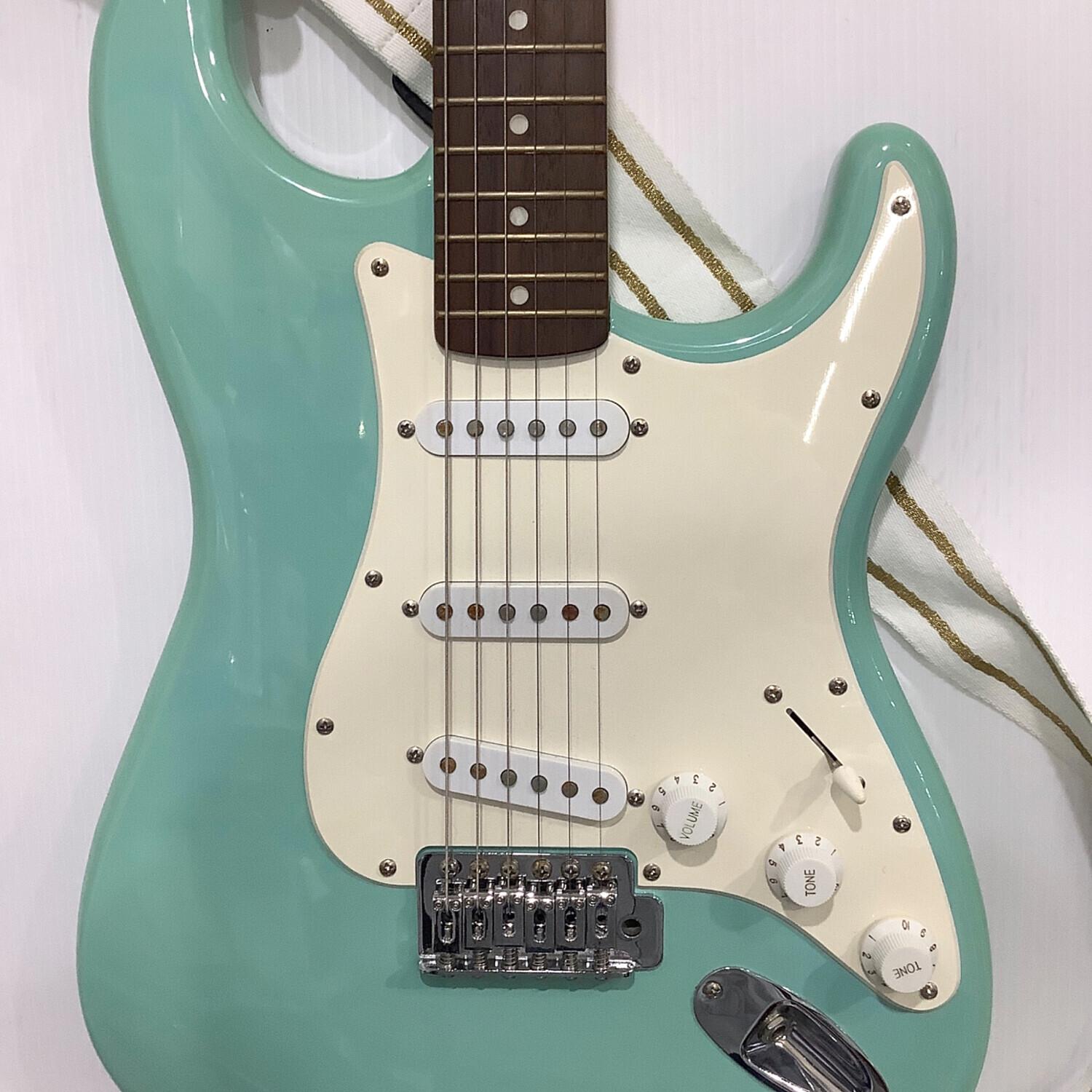 Squier by FENDER (スクワイア) ストラトキャスタータイプ エレキ