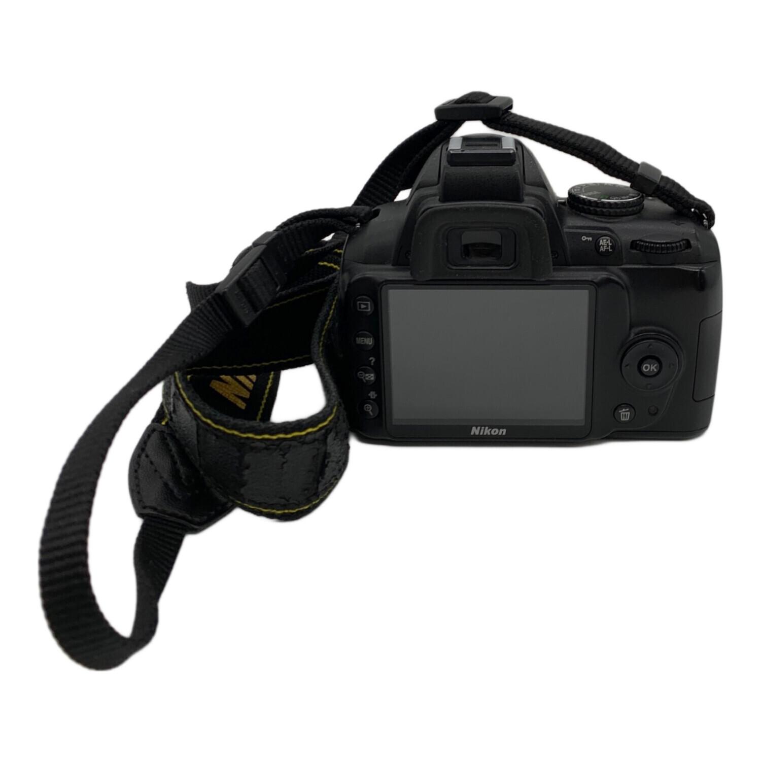 Nikon (ニコン) デジタル一眼レフカメラ D3000｜トレファクONLINE
