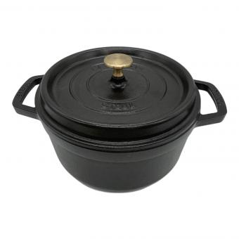 Staub (ストウブ) ピコ•ココットラウンド 22cm