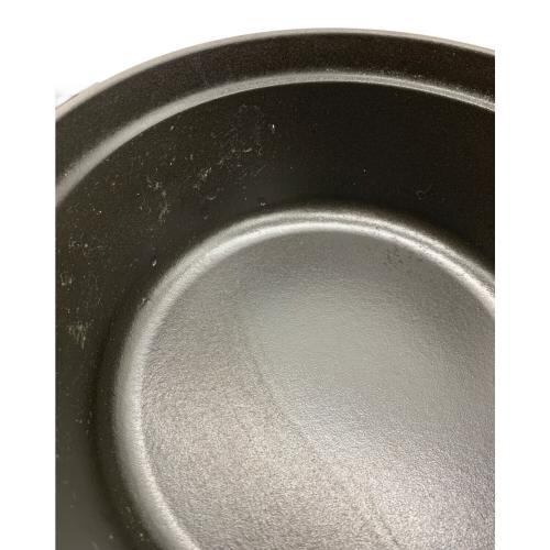 Staub (ストウブ) ピコ•ココットラウンド 22cm