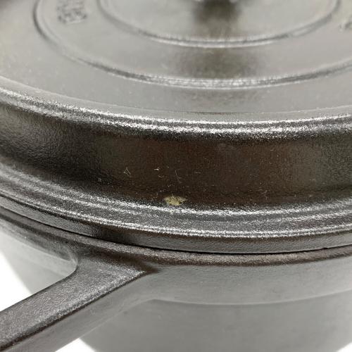 Staub (ストウブ) ピコ•ココットラウンド 22cm