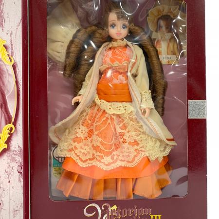 旧タカラ　ジェニー・ヴィクトリアンエクセリーナジェニーⅡ　クリーム TAKARA TOMY (タカラトミー) ヴィクトリアン エクセリーナ ジェニーⅢ