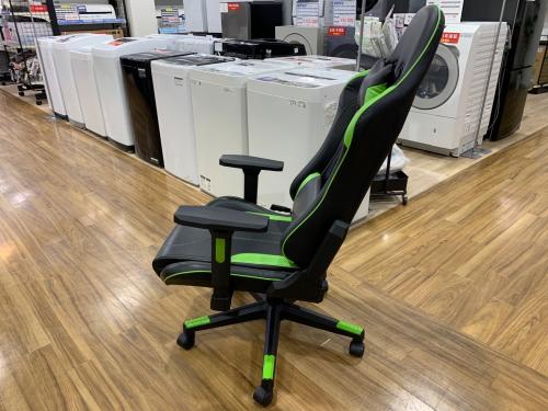 ニトリ ゲーミングチェア GM701