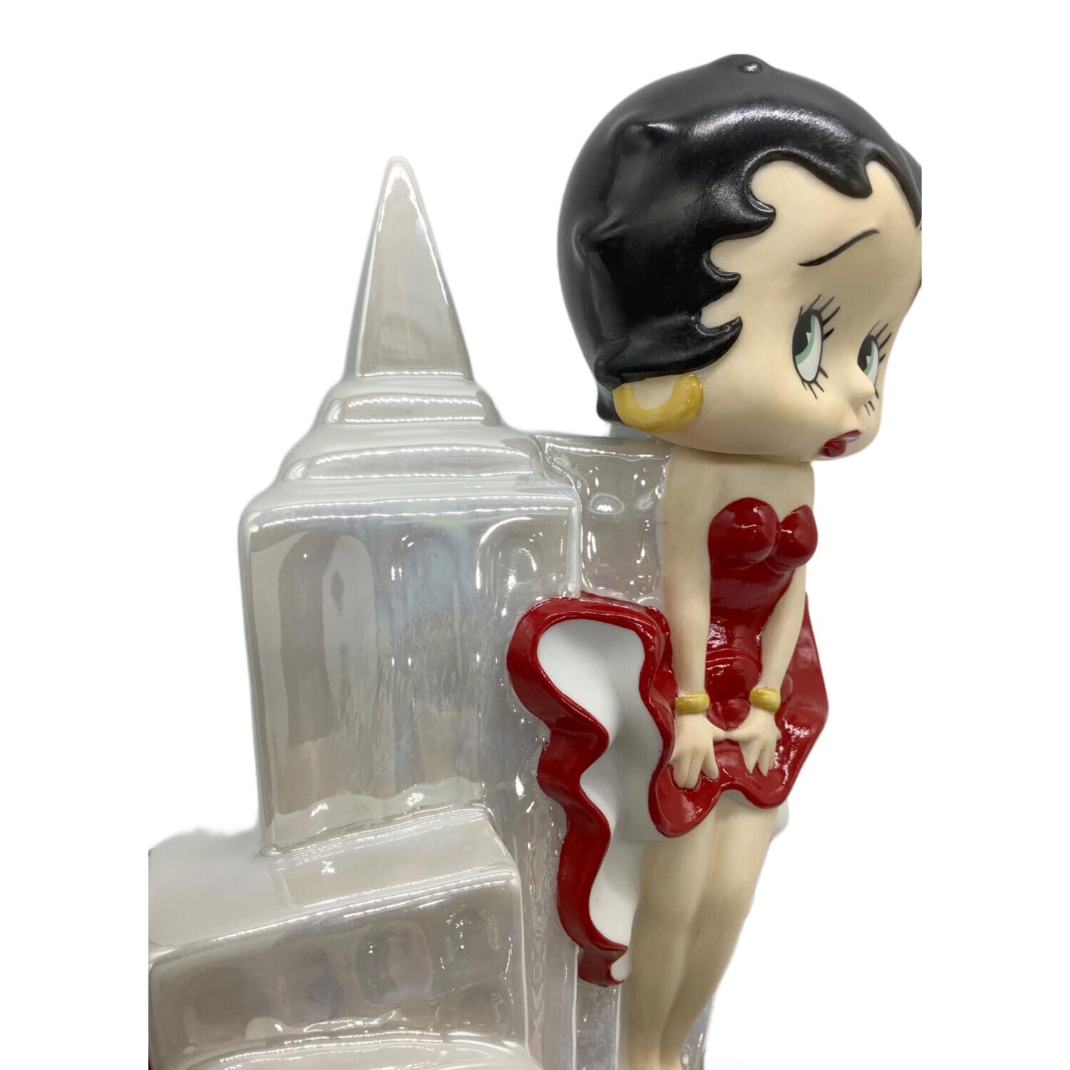 BETTY BOOP (ベティー・ブープ) ブランデー 500ml｜トレファクONLINE