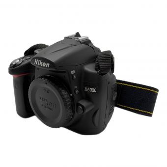 Nikon (ニコン) デジタル一眼レフカメラ D5000