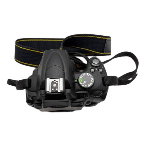 Nikon (ニコン) デジタル一眼レフカメラ D5000