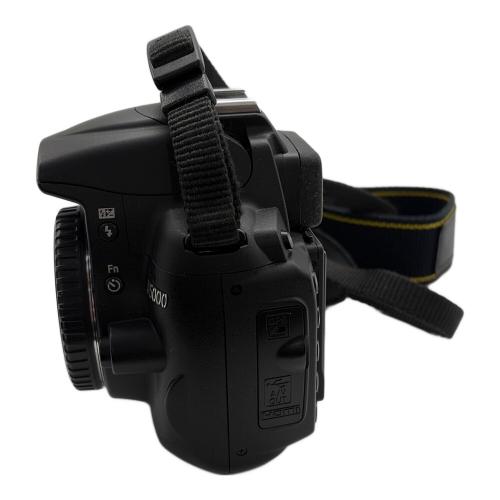 Nikon (ニコン) デジタル一眼レフカメラ D5000