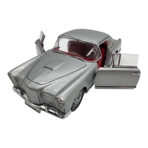 SUNSTAR (サンスタ) ミニカー 1/18 FACEL VEGA HK500