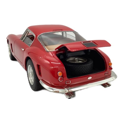 HOT WHEELS (ホットウィールズ) ミニカー 1/18 250GT BERLINETTA PASSO CORTO V8377