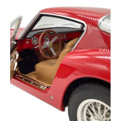 HOT WHEELS (ホットウィールズ) ミニカー 1/18 250GT BERLINETTA PASSO CORTO V8377