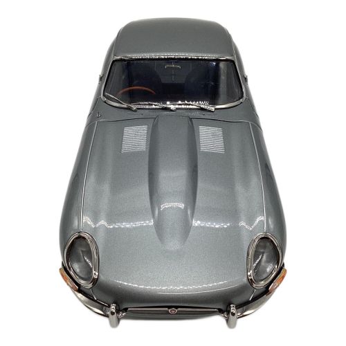 京商 (キョウショウ) ミニカー リアバンパー部分リペア有 1/18 Jaguar E-Type Coupe 09854GM