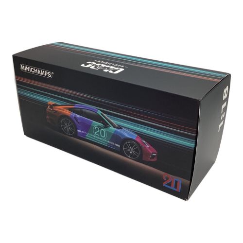 MINICHAMPS (ミニチャンプス)  PORSCHE 911 Turbo S クーペ スポーツデザイン