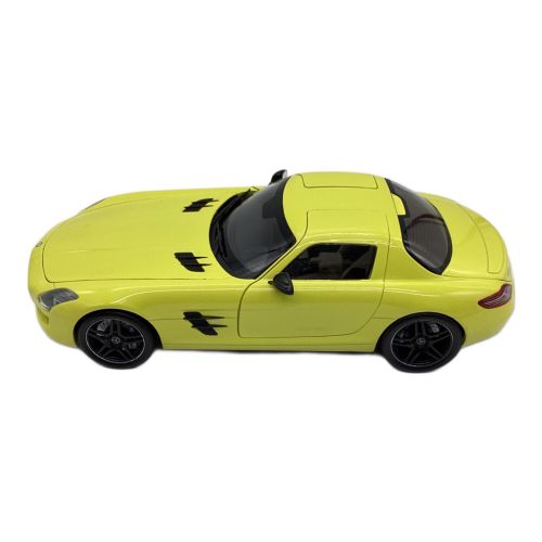 MINICHAMPS (ミニチャンプス) ミニカー イエロー 1/18 MERCEDES-BENZ SLS AMG 2010