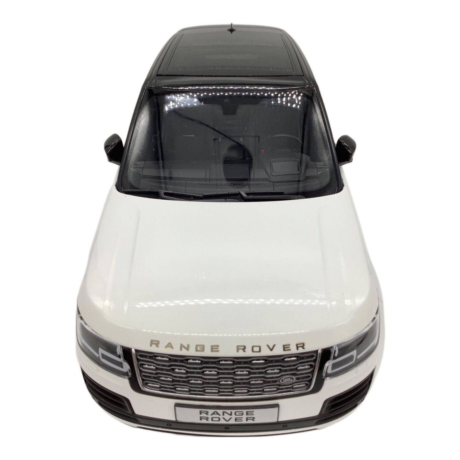 LCD MODELS ダイキャストカー 1/18 Land Rover Range Rover SVAutobiography Dynamic ホワイト ｜トレファクONLINE