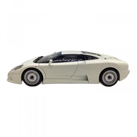 AUTOart (オートアート) モデルカー BUGATTI White EB110 GT
